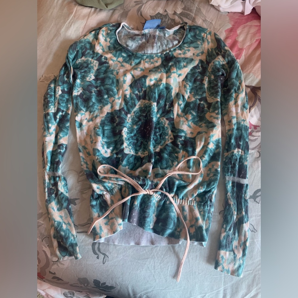 Vera Wang top